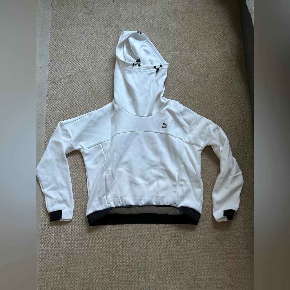 puma white hoodie, turtle neck